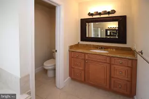 610 Meadow Ln SW, Vienna, VA 22180 - Photo 35