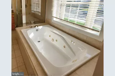 610 Meadow Lane SW, Vienna, VA 22180 - Photo 31