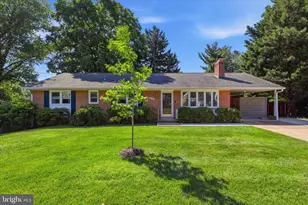 10703 Almond St, Fairfax, VA 22032 - Photo 1