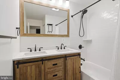 10703 Almond Street, Fairfax, VA 22032 - Photo 17