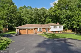 3219 Fox Mill Rd, Oakton, VA 22124 - Photo 3