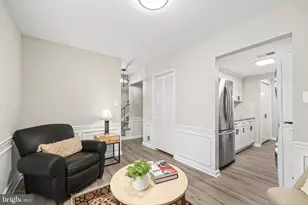 6426 Silver Ridge Cir, Alexandria, VA 22315 - Photo 3
