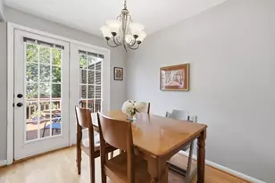 3012 Colonial Springs Ct, Alexandria, VA 22306 - Photo 11