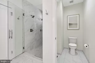 6127 Olivet Dr, Alexandria, VA 22315 - Photo 23