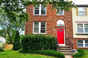 13321 Hound Run Dr, Fairfax, VA 22033 - Photo 1