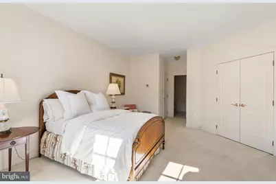 7440 Old Maple Square, McLean, VA 22102 - Photo 23