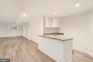 7440 Old Maple Square, McLean, VA 22102 - Photo 35