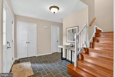 1651 Lozano Drive, Vienna, VA 22182 - Photo 5