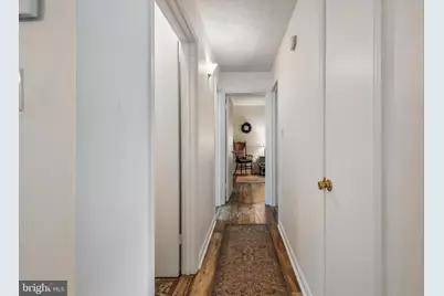 10090 Oakton Terrace Road, Oakton, VA 22124 - Photo 13
