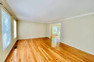 7227 Devereux Ct, Alexandria, VA 22315 - Photo 5