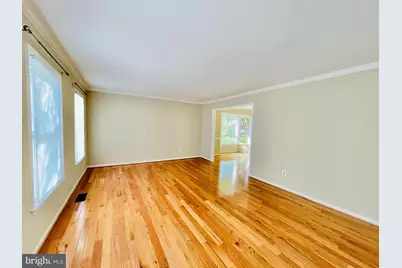 7227 Devereux Court, Alexandria, VA 22315 - Photo 7