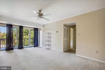 9712 Kingsbridge Drive #303, Fairfax, VA 22031 - Photo 5