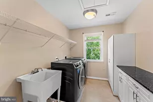 4909 Fox Creek Ct, Chantilly, VA 20151 - Photo 55