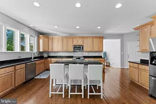 4909 Fox Creek Ct, Chantilly, VA 20151 - Photo 15