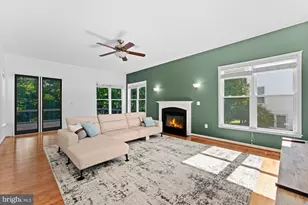 4909 Fox Creek Ct, Chantilly, VA 20151 - Photo 5