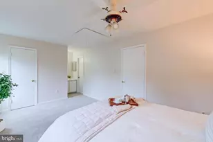 6910 Trestle Ct, Lorton, VA 22079 - Photo 19