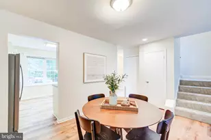 6910 Trestle Ct, Lorton, VA 22079 - Photo 11