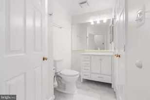 2221 Lovedale Ln, Reston, VA 20191 - Photo 35