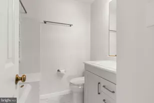 2221 Lovedale Ln, Reston, VA 20191 - Photo 31