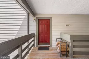 2221 Lovedale Ln, Reston, VA 20191 - Photo 11