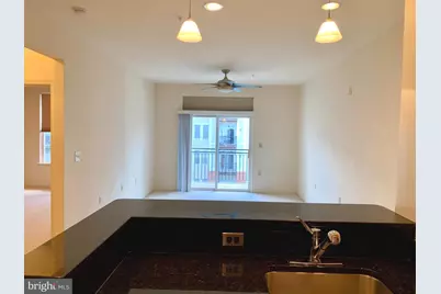 2655 Prosperity Avenue #318, Fairfax, VA 22031 - Photo 11