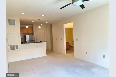 2655 Prosperity Avenue #318, Fairfax, VA 22031 - Photo 15