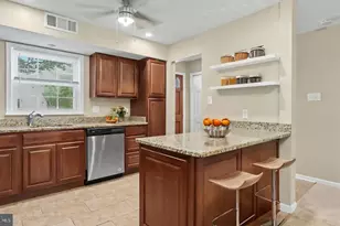 6629 Burlington Pl, Springfield, VA 22152 - Photo 39
