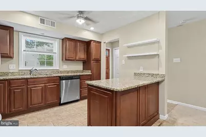 6629 Burlington Place, Springfield, VA 22152 - Photo 5