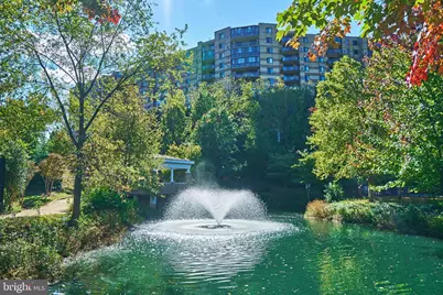 8360 Greensboro Drive #922, McLean, VA 22102 - Photo 35