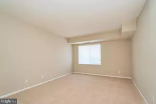 8360 Greensboro Dr, McLean, VA 22102 - Photo 13