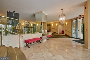 8360 Greensboro Dr, McLean, VA 22102 - Photo 23