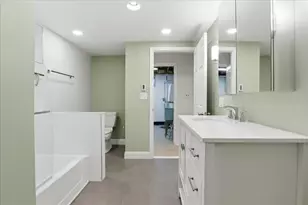 1812 Olney Rd, Falls Church, VA 22043 - Photo 27