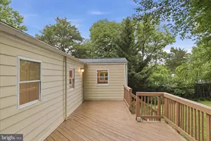 1812 Olney Rd, Falls Church, VA 22043 - Photo 29