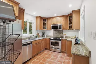 1812 Olney Rd, Falls Church, VA 22043 - Photo 11