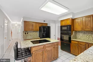 3507 Stringfellow Ct, Fairfax, VA 22033 - Photo 15
