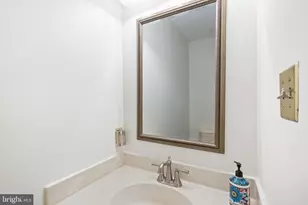3507 Stringfellow Ct, Fairfax, VA 22033 - Photo 19