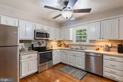 5803 Wood Laurel Court, Burke, VA 22015 - Photo 13