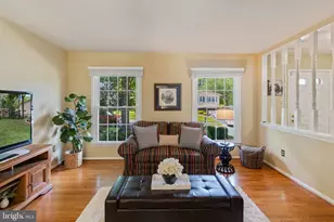 5803 Wood Laurel Ct, Burke, VA 22015 - Photo 7
