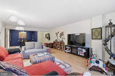 7600 Tremayne Place #203, McLean, VA 22102 - Photo 5