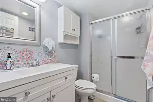 7600 Tremayne Pl, McLean, VA 22102 - Photo 13