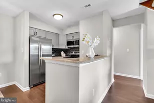 6918 Mary Caroline Cir, Alexandria, VA 22310 - Photo 13