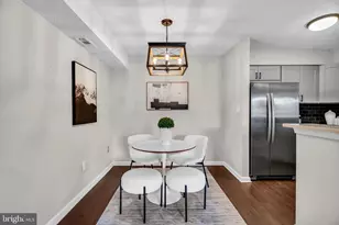 6918 Mary Caroline Cir, Alexandria, VA 22310 - Photo 9