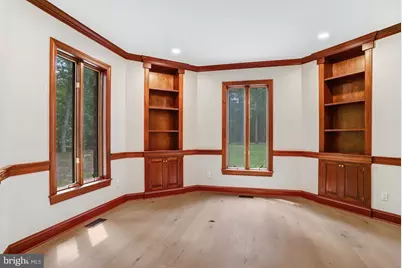 11109 Elmview Place, Great Falls, VA 22066 - Photo 17