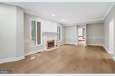11109 Elmview Place, Great Falls, VA 22066 - Photo 7