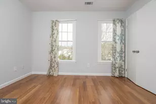 7840 Liberty Springs Cir, Alexandria, VA 22306 - Photo 15