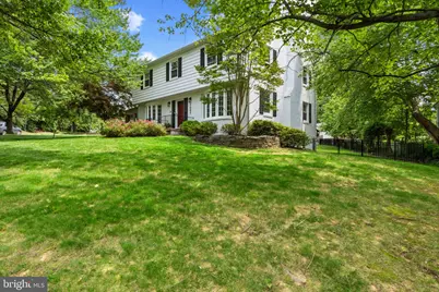 1007 Westbriar Drive NE, Vienna, VA 22180 - Photo 3