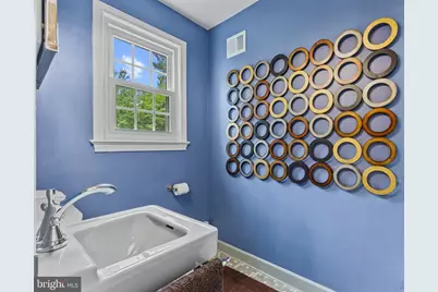 1007 Westbriar Drive NE, Vienna, VA 22180 - Photo 9