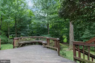 9721 S Park Cir, Fairfax Station, VA 22039 - Photo 13