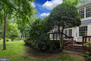 9721 S Park Cir, Fairfax Station, VA 22039 - Photo 11