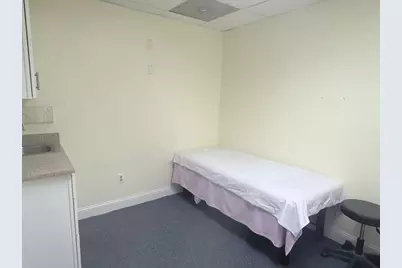 106 Elden Street #27, Herndon, VA 20170 - Photo 5